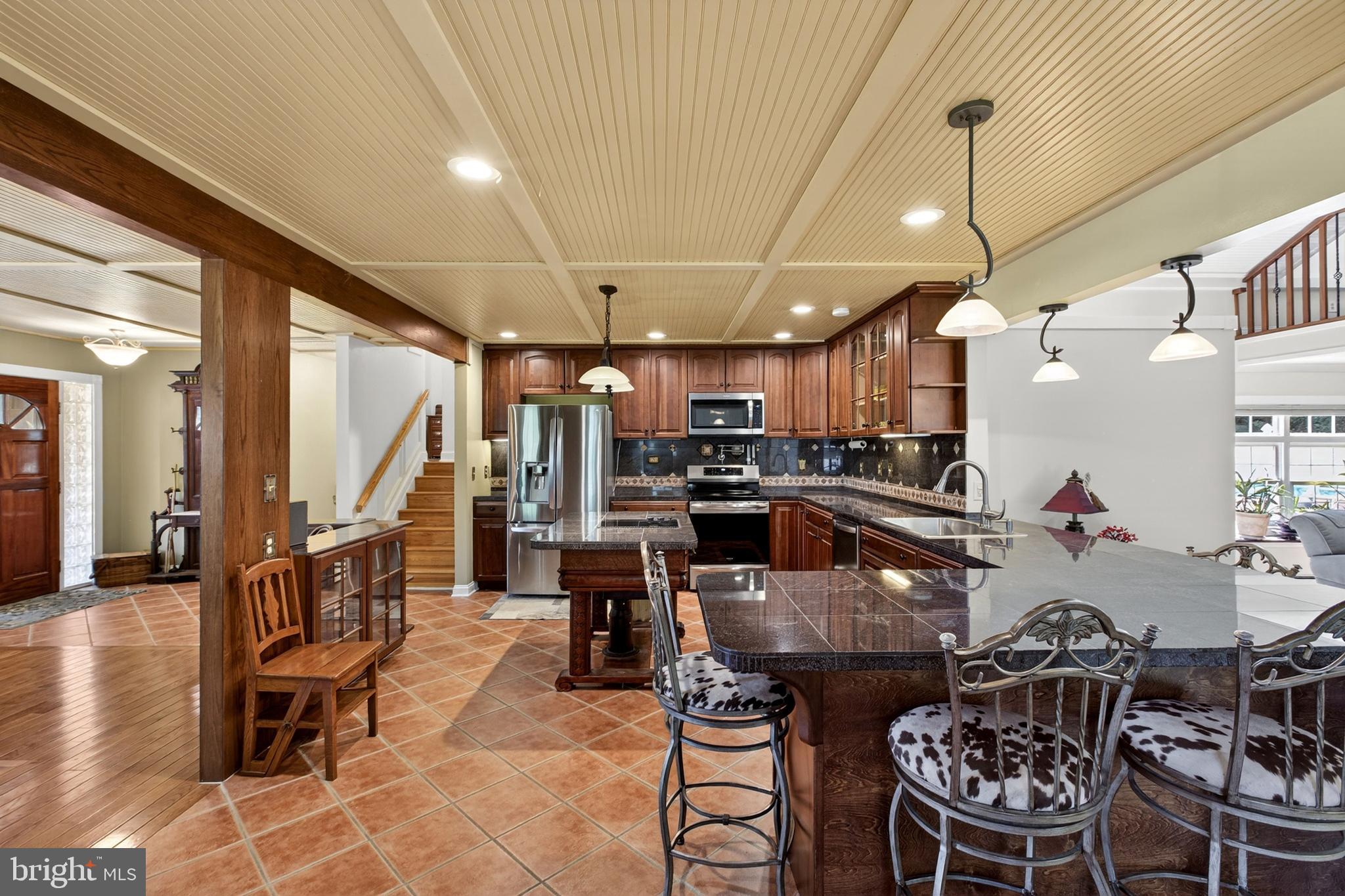 7 Cynthia Court Elkton, MD 21921 - Photo 14 of 56 Breakfast bar at the Kitchen
