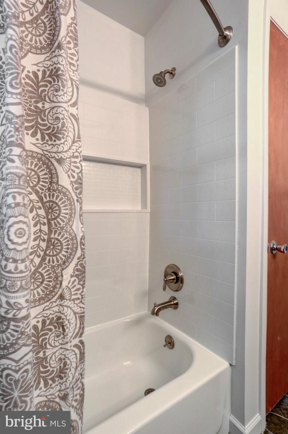 817 Eden Road Lancaster, PA 17601 - Photo 20 of 46