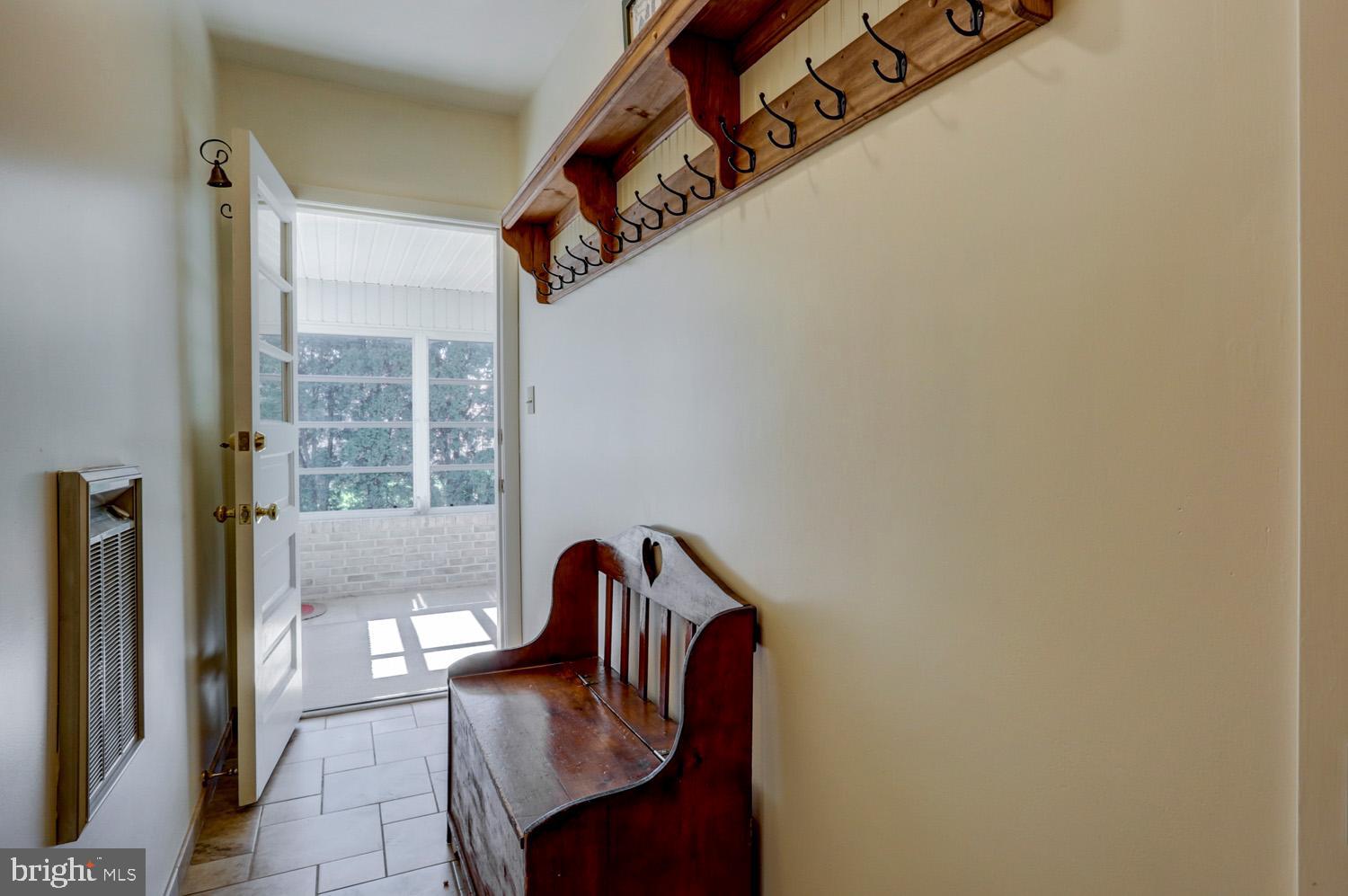 817 Eden Road Lancaster, PA 17601 - Photo 23 of 46