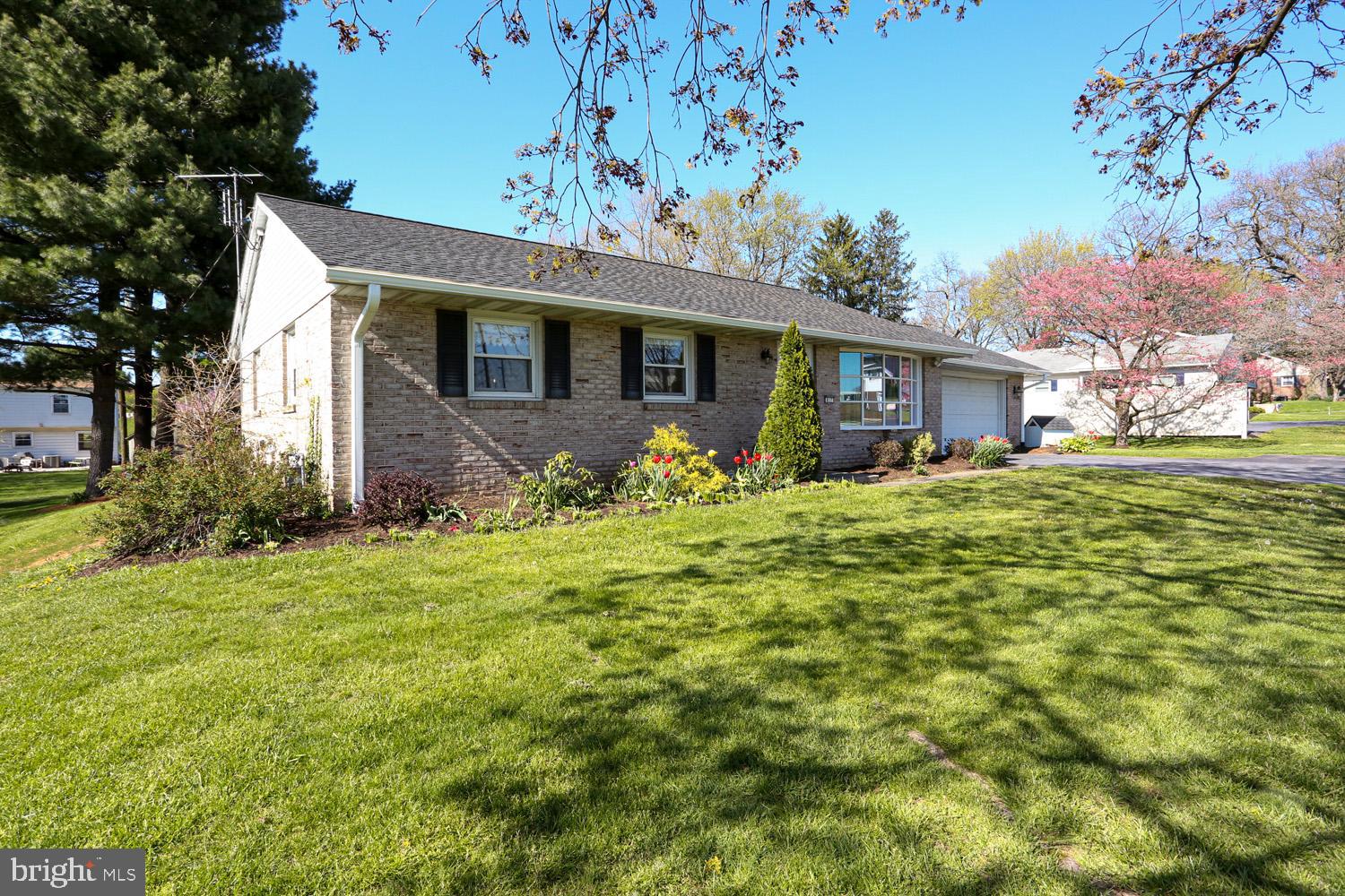 817 Eden Road Lancaster, PA 17601 - Photo 45 of 46