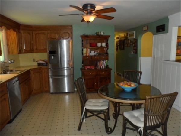46 Warwick Road Gardner, MA 01440 - Photo 8 of 18 Gallery Image 8