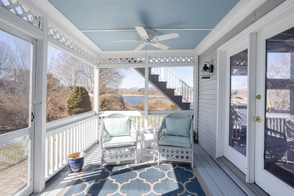 8 Key Court Newport, RI 02840 - Photo 23 of 49