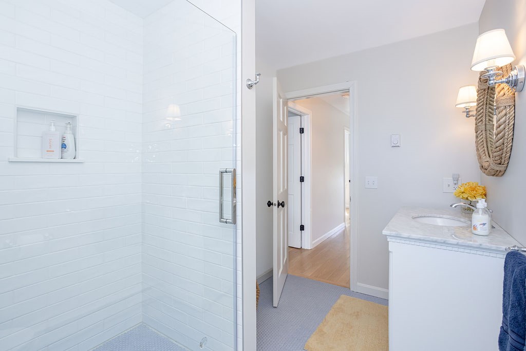 8 Key Court Newport, RI 02840 - Photo 27 of 49