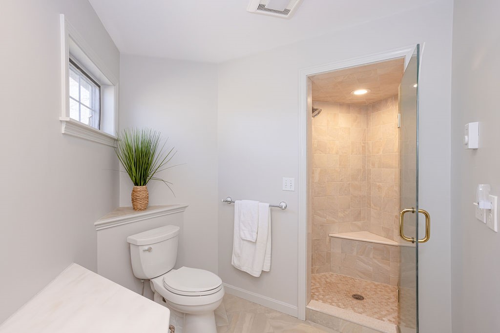 8 Key Court Newport, RI 02840 - Photo 36 of 49