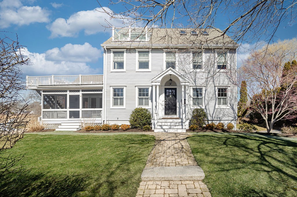 8 Key Court Newport, RI 02840 - Photo 4 of 49