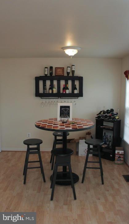 4926 Carriagepark Road Fairfax, VA 22032 - Photo 6 of 13 Kitchen