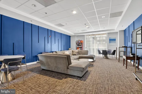 $525,000 | 2726 Gallows Road, Unit 216, Vienna, VA 22180