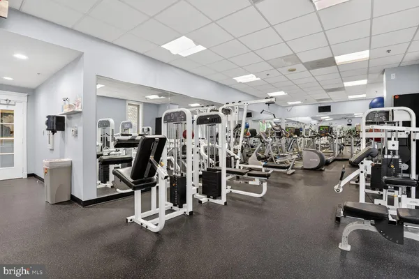 $525,000 | 2726 Gallows Road, Unit 216, Vienna, VA 22180