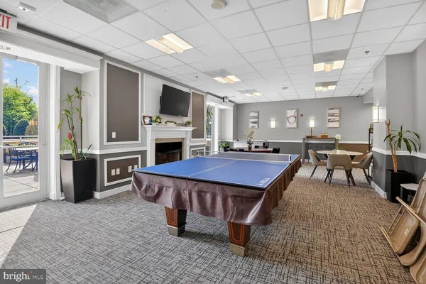 $525,000 | 2726 Gallows Road, Unit 216, Vienna, VA 22180