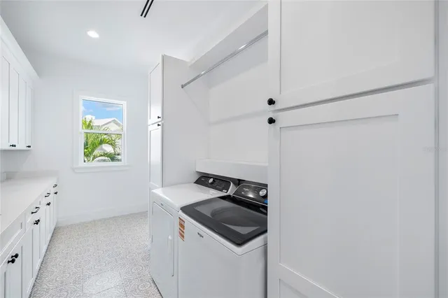 $5,985,000 | 9901 Northeast Gasparilla Pass Boulevard, Boca Grande, FL 33921