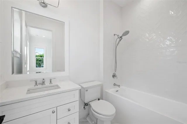 $5,985,000 | 9901 Northeast Gasparilla Pass Boulevard, Boca Grande, FL 33921