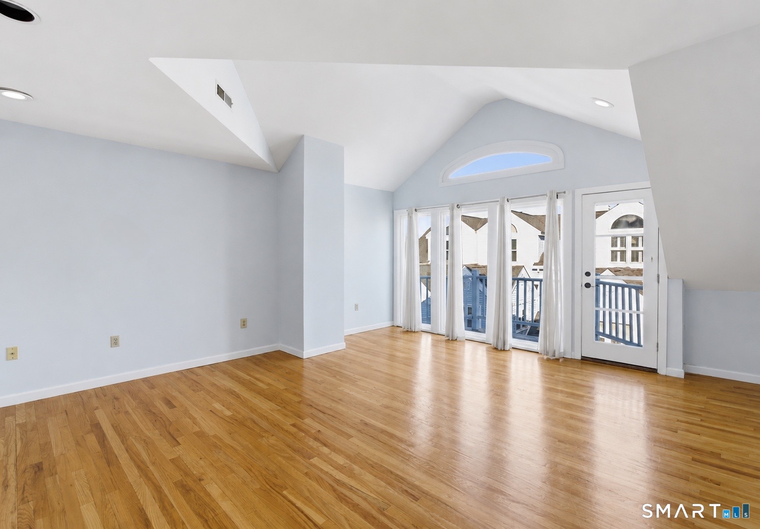 239 Front Street, Unit B New Haven, CT 06513 - Photo 19 of 20