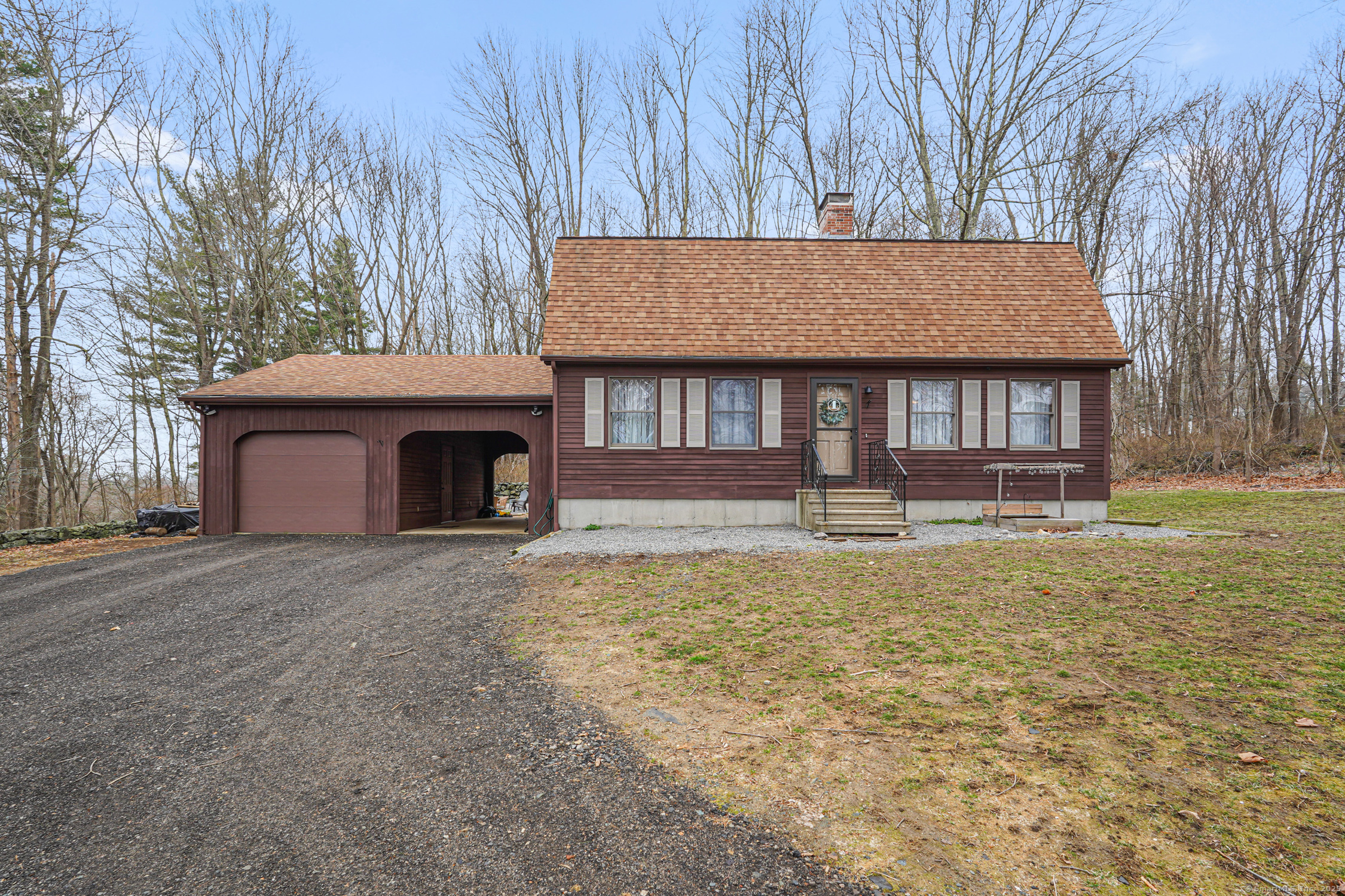 4 Railroad Avenue Plainfield, CT 06374 - Photo 1 of 1