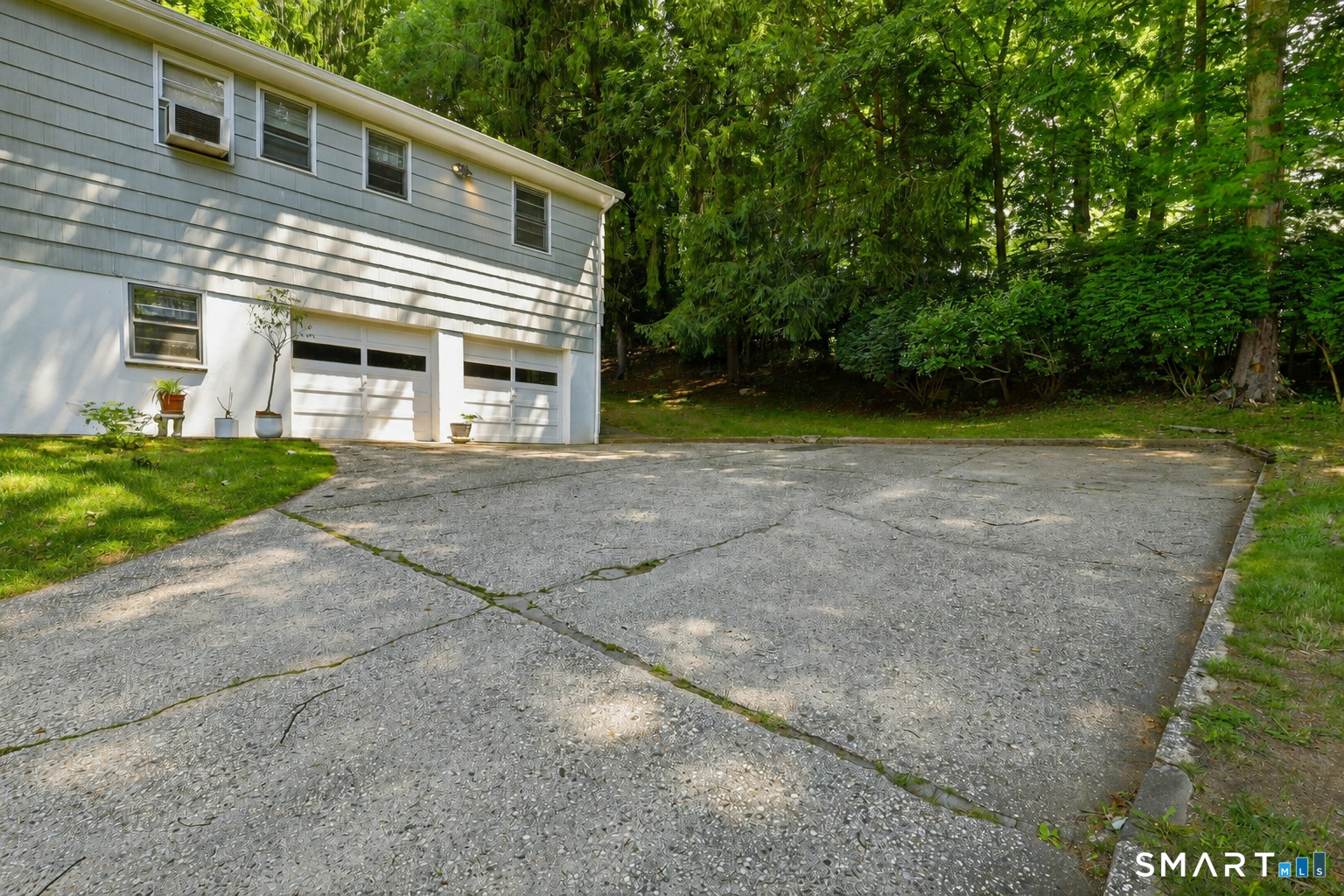 10 Joan Road Stamford, CT 06905 - Photo 28 of 33