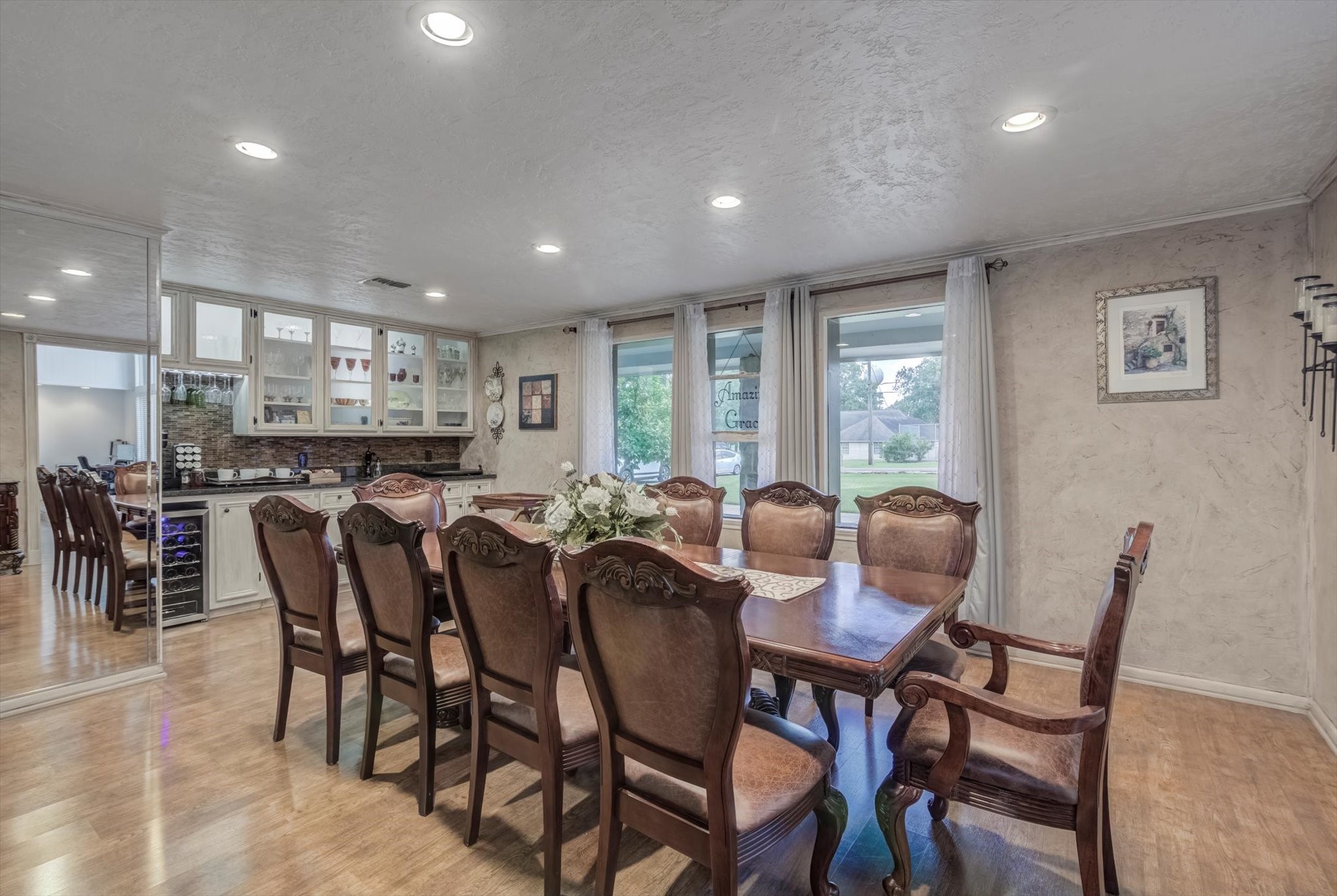 22 Winged Foot Drive Conroe, TX 77304 - Photo 22 of 49 a view of a dining room with furniture