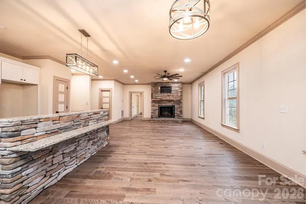 $599,000 | 1610 Summerlin Lane, Newton, NC 28658