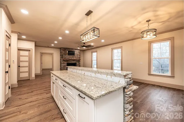 $599,000 | 1610 Summerlin Lane, Newton, NC 28658