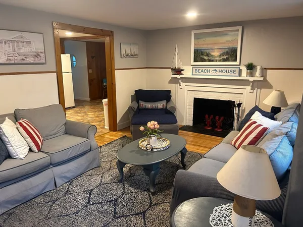 $2,900 | 27 Naushon Road, Dennis, MA 02639