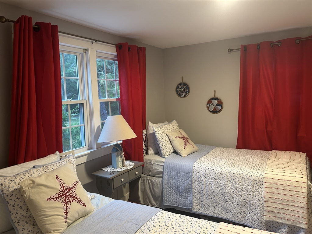 27 Naushon Road Dennis, MA 02639 - Photo 13 of 23