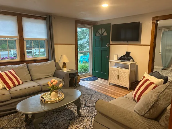 $2,900 | 27 Naushon Road, Dennis, MA 02639