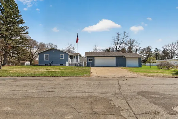 $335,000 | 1923 Vale Avenue Northwest, Elk River, MN 55330