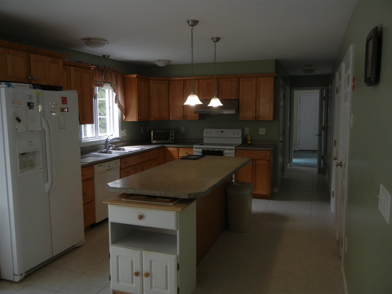 221 Whitten Road Milford, NH 03055 - Photo 3 of 27