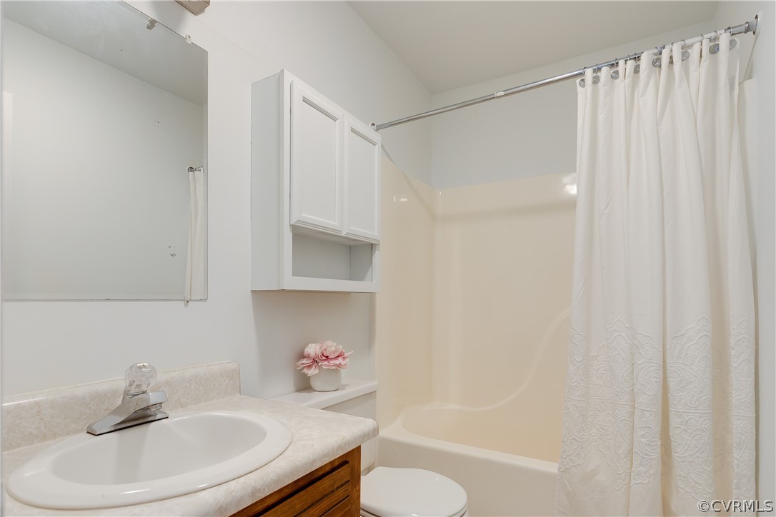 8718 Sunset Knoll Road North Chesterfield, VA 23237 - Photo 30 of 45 Gallery Image 30