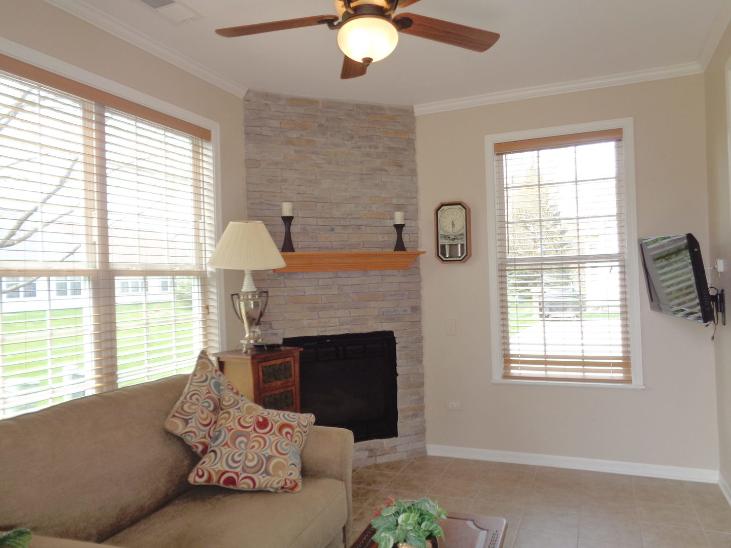 2521 Rolling Ridge Elgin, IL 60124 - Photo 6 of 16 a living room with furniture and a fireplace