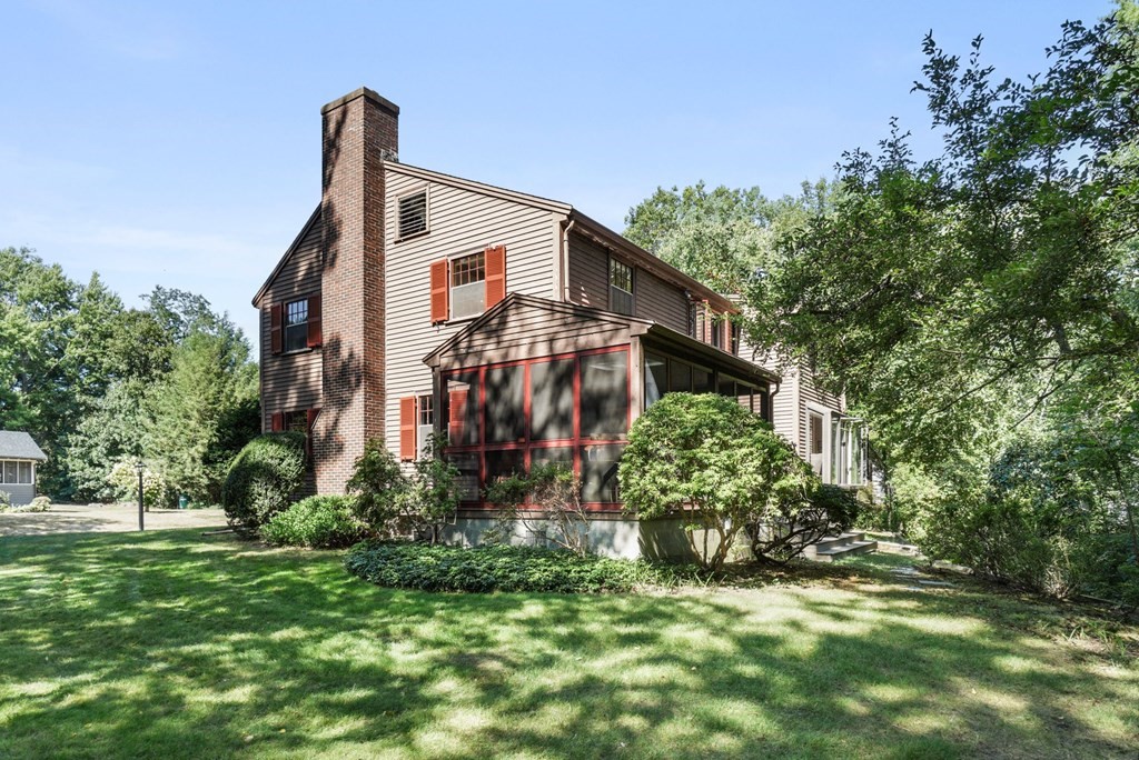 1 Walnut Lane Wenham, MA 01984 - Photo 4 of 41