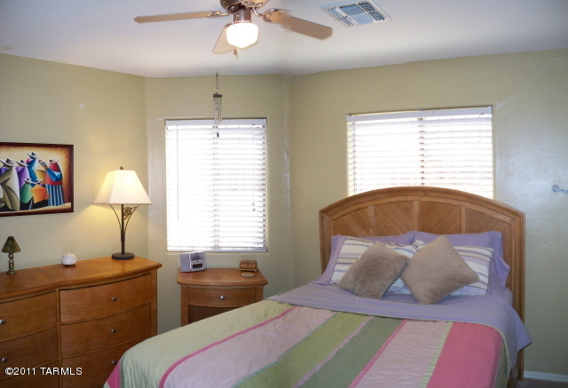 4627 South Valley Road Tucson, AZ 85714 - Photo 20 of 25