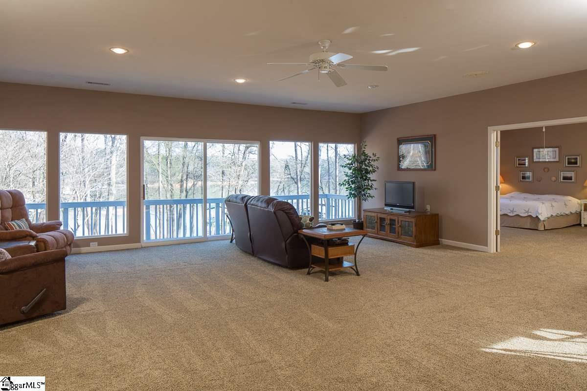 415 Cleveland Ferry Road Fair Play, SC 29643 - Photo 4 of 27 Gallery Image 4