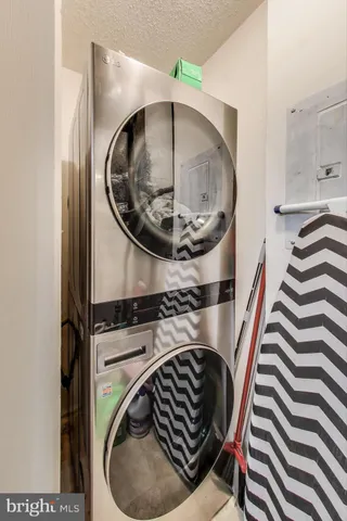 $2,650 | 10021 Vanderbilt Circle, Unit 14, Rockville, MD 20850