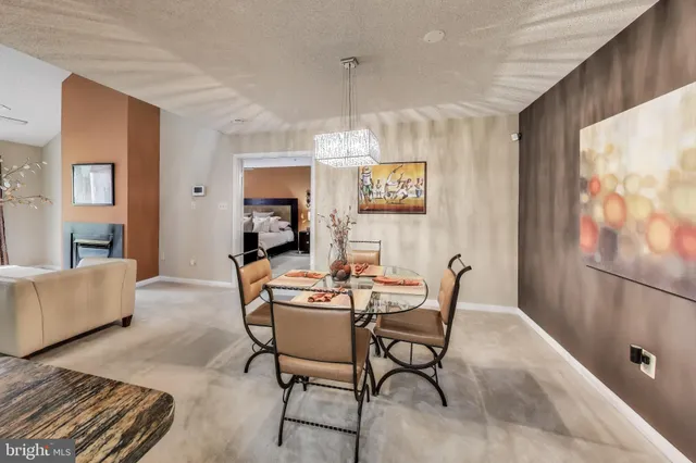 $2,650 | 10021 Vanderbilt Circle, Unit 14, Rockville, MD 20850