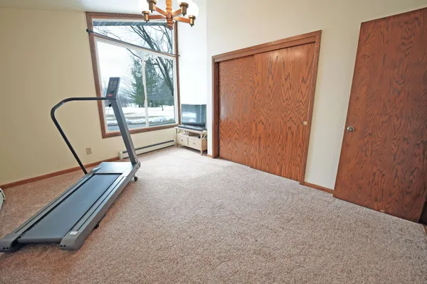 $519,900 | 5454 Norway Drive, Pulaski, WI 54162