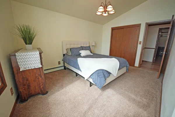 $519,900 | 5454 Norway Drive, Pulaski, WI 54162