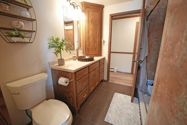 $519,900 | 5454 Norway Drive, Pulaski, WI 54162