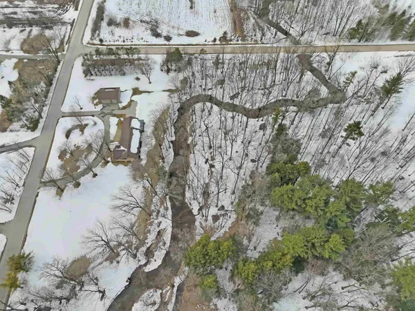 $519,900 | 5454 Norway Drive, Pulaski, WI 54162