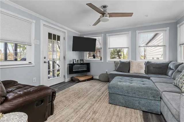 $720,000 | 116 South Pasadena Drive, Pittsburgh, PA 15215