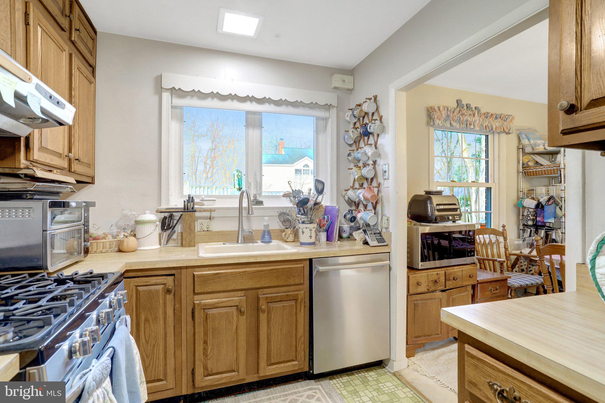 5502 Atlee Place Springfield, VA 22151 - Photo 11 of 41