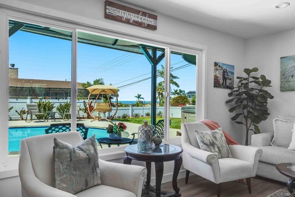 2203 Cameo Road Carlsbad, CA 92008 - Photo 13 of 68