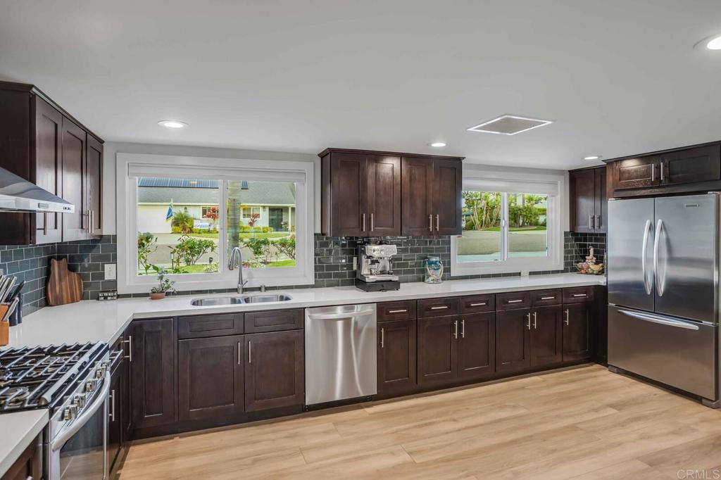 2203 Cameo Road Carlsbad, CA 92008 - Photo 21 of 68