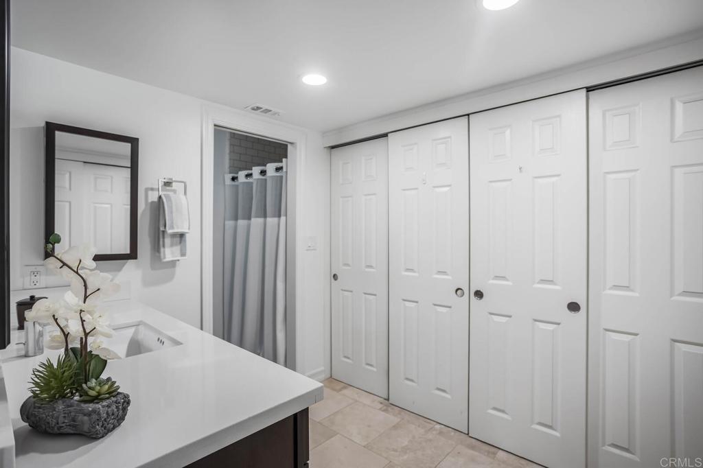 2203 Cameo Road Carlsbad, CA 92008 - Photo 45 of 68