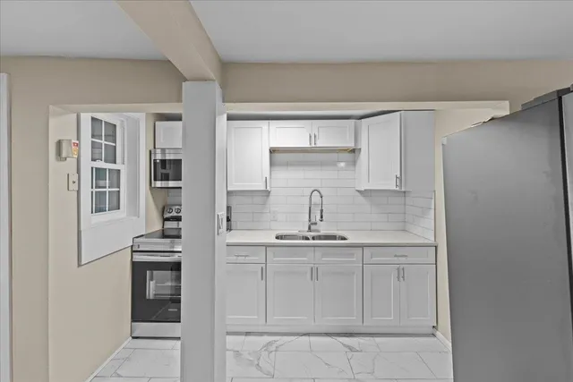 $575,000 | 244 North Champlain Street, Burlington, VT 05401