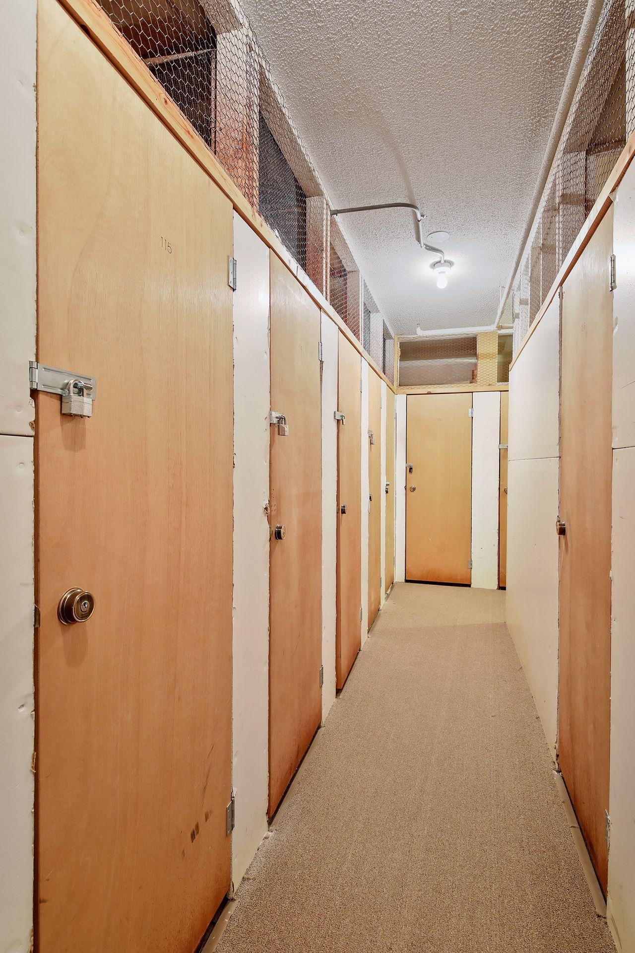 7520 Cahill Road, Unit 121A Edina, MN 55439 - Photo 32 of 35