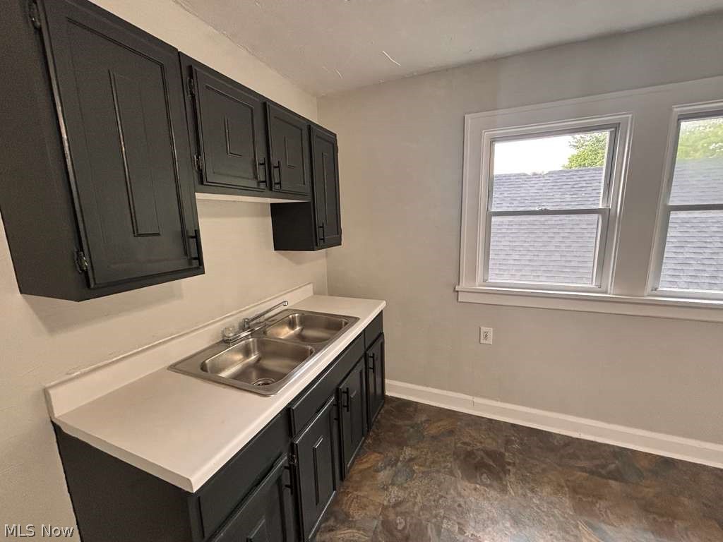 907 Rondel Road Cleveland, OH 44110 - Photo 19 of 26