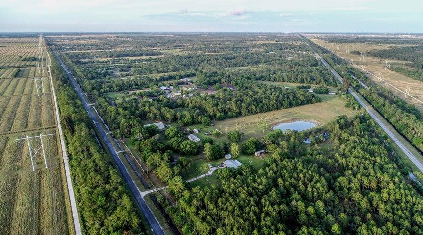 11470 Carlton Road Port St. Lucie, FL 34987 - Photo 6 of 12 20240314204829160737000000-o