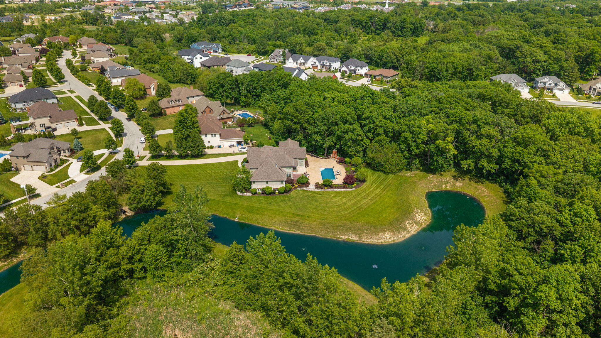 1840 Kleven Lane Crown Point, IN 46307 - Photo 93 of 112 2048x1152