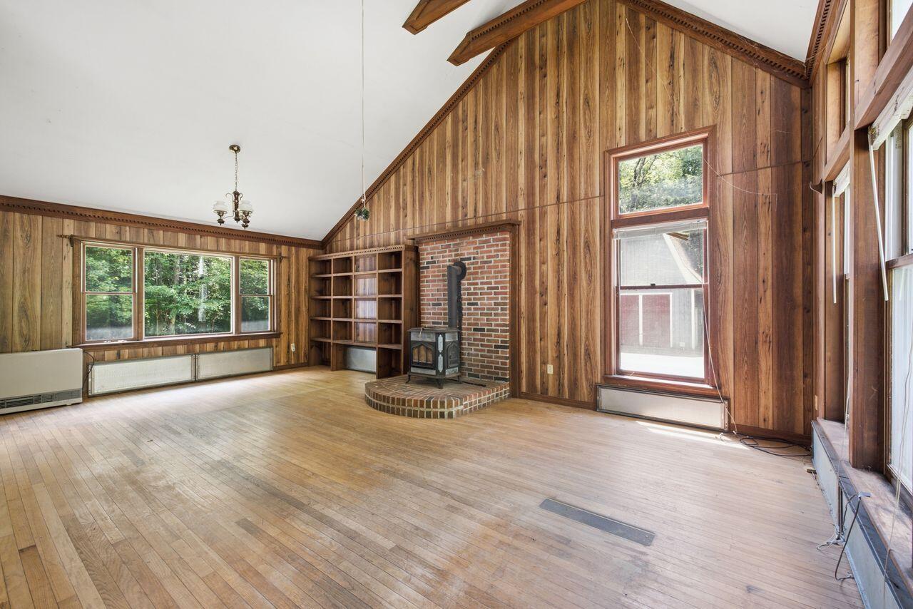 392 Foss Road Limerick, ME 04048 - Photo 4 of 55 Living Room