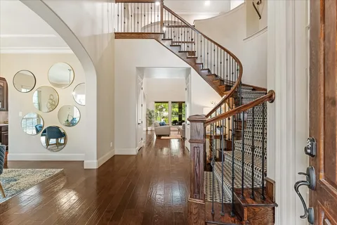 $1,548,000 | 19 Paloma Bend Place, The Woodlands, TX 77389