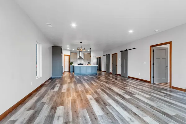 $450,000 | 621 East Pearl Street, Seymour, WI 54165